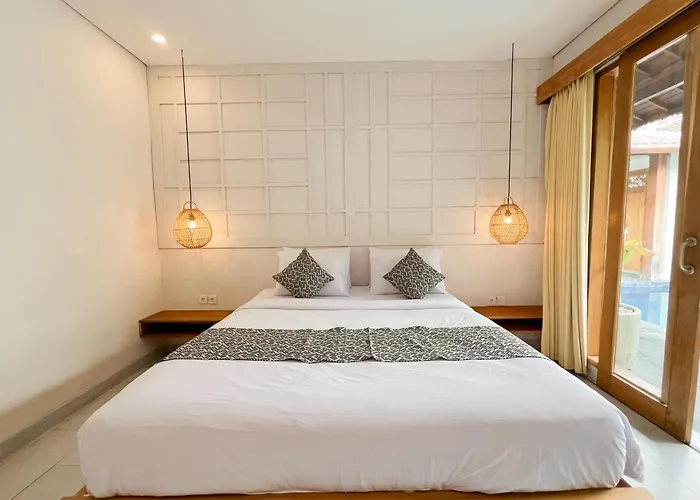 Apple & Holiday park Seminyak (Bali)